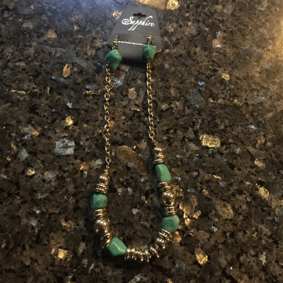 Turquoise necklace and earrings