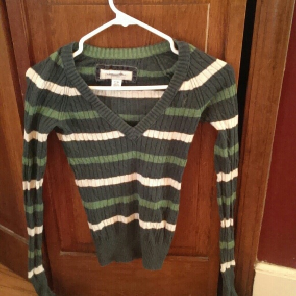 Ameeican Eagle green striped sweater xs