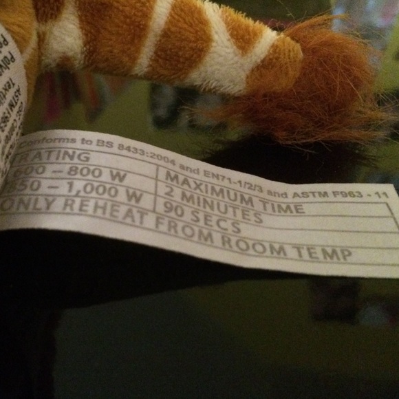 Cramps microwaveable giraffe plush - Picture 4 of 4