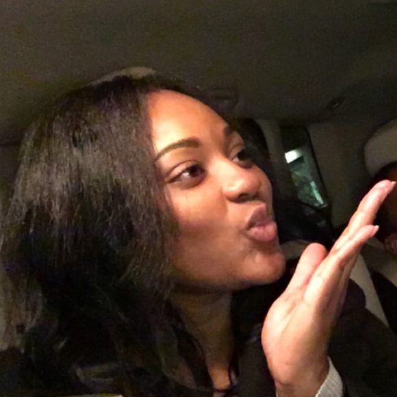 Meet your Posher, Kellie - Picture 1 of 1