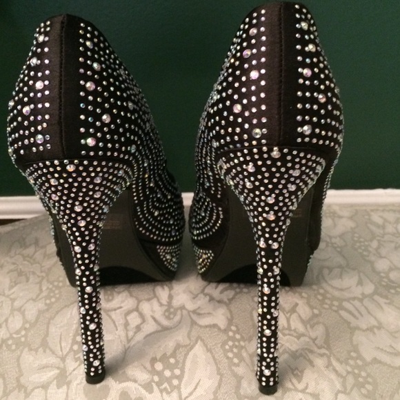 Bling! Heels - Picture 2 of 4