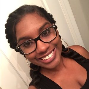 Meet your Posher, Candice