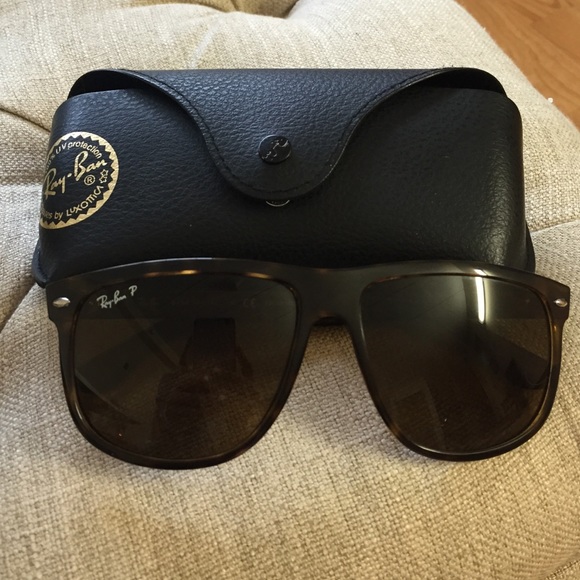 Brand New Ray-Ban polarized glasses