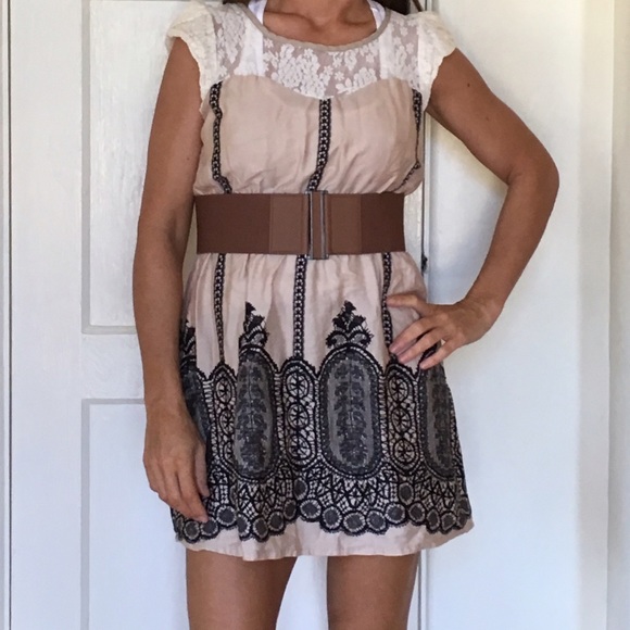Beautiful short dress or long shirt.