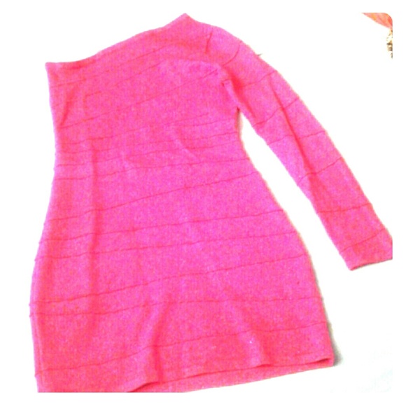 One shoulder long sleeve dress