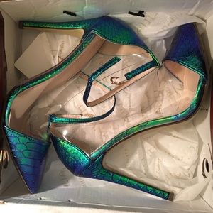 Green Hologram Heels