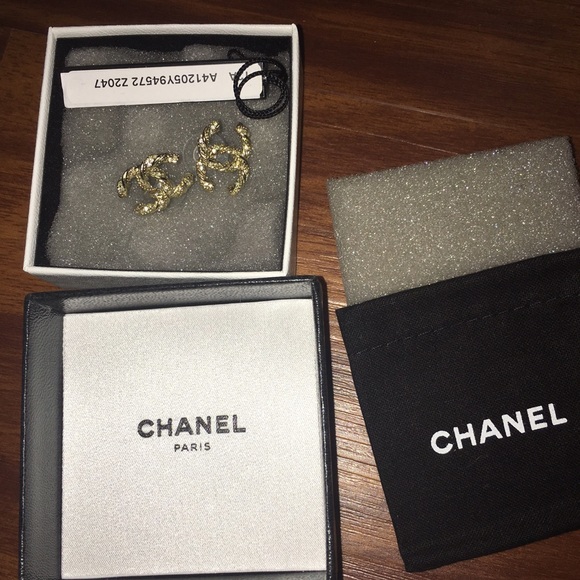 ❤️❤SOLD❤️❤️️Chanel earring