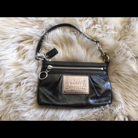 Coach | Black Patten Leather Poppy Purse