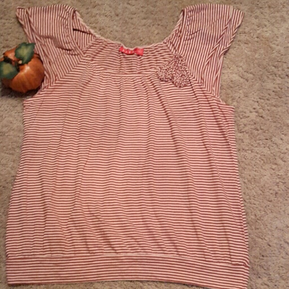 Adorable Fall Colored Top