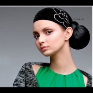 Knit head band, by brand cheveuxcorp