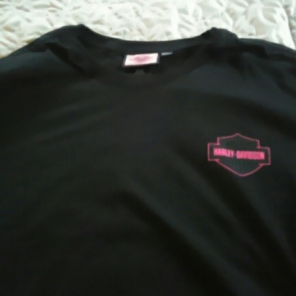 Black & pink Harley Davidson shirt