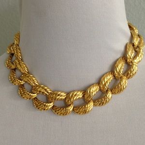 17.5"  Necklace Like-New !