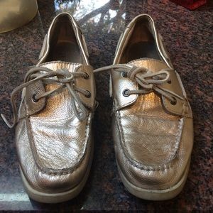 Gold sperry boat shoes