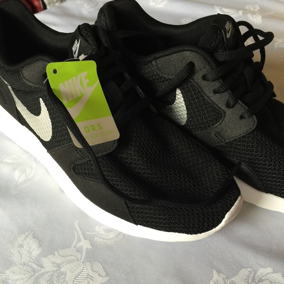 Nike Kaishi new with tags