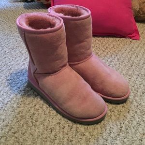 Pink Uggs