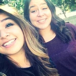 Meet your Posher, Emelia