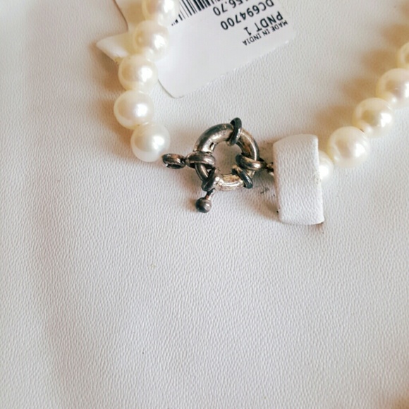 Pendant and earrings - Picture 2 of 4