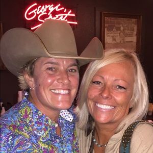 Meet your Posher, Shannon