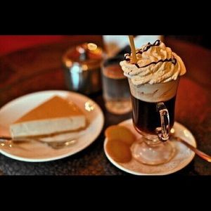 Meet your Posher, Izabella