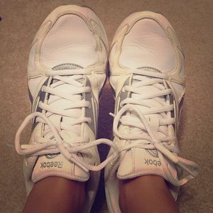 Reebok Simply Tone tennis shoes