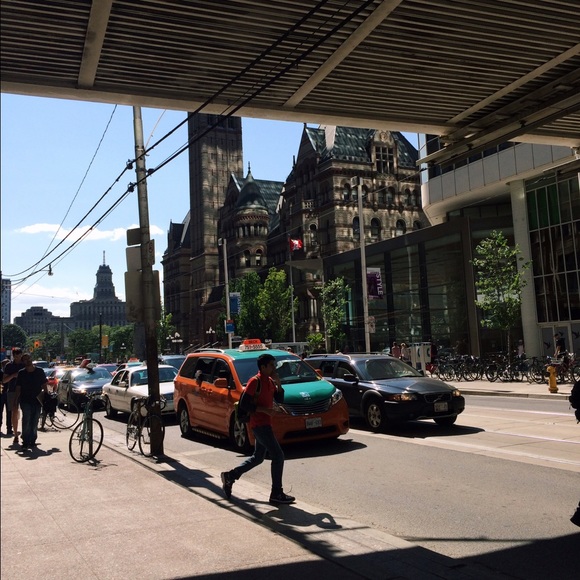 Meet your Posher, Taylor - Picture 2 of 4