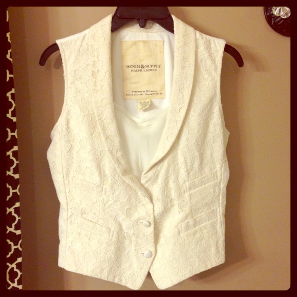 NWOT-RalphLauren Ivory Lace Vest w/Ivory Cami Sz S