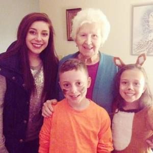 Meet your Posher, Kaelyn