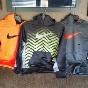 3 BRAND NEW WITH TAGS NIKE HOODIES YOUTH MEDIUM
