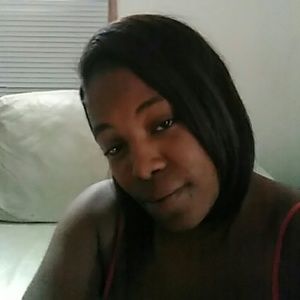 Meet your Posher, Ebony