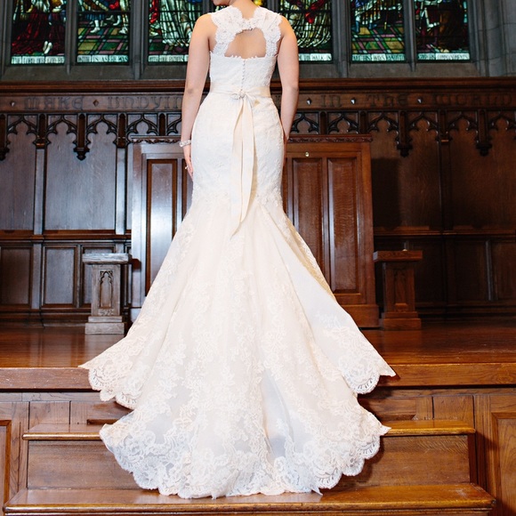 ENZOANI Wedding Dress - Size 8