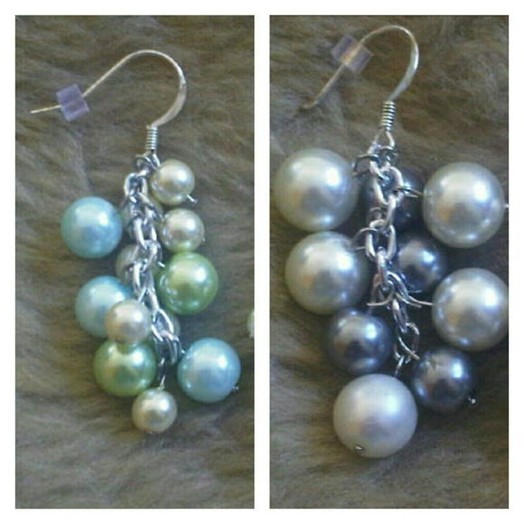Handmade pearl drop/vine earrings