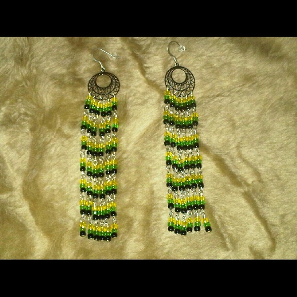 Handmade chandelier earrings: Jamaica colors