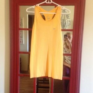 NWT Nike dri-fit workout top!