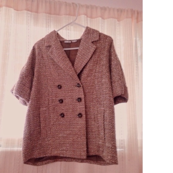 Vintage Short Sleeve European Coat - Picture 3 of 3