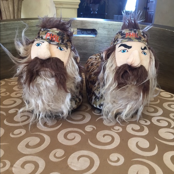 NWOT- Duck dynasty house shoes!