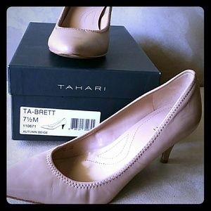 TAHARI PUMPS - AUTUMN BEIGE