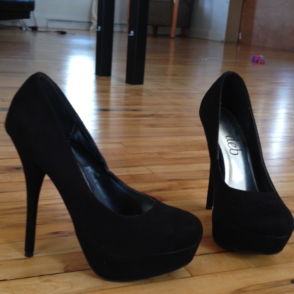Black high heels.
