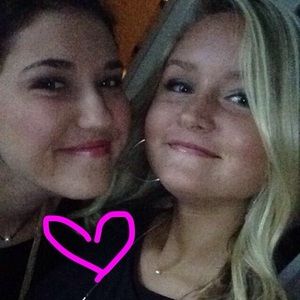 Meet your Posher, Olivia