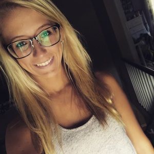 Meet your Posher, Erica