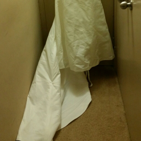 Addtl pictures of Wedding Dress David's Bridal - Picture 2 of 4