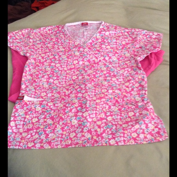Dickies scrub top