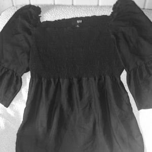 Cute on/off shoulder peasant shirt