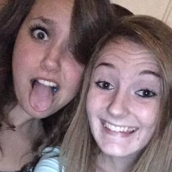 Meet your Posher, Mikaela