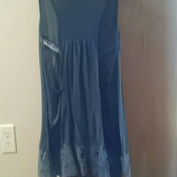 Tank top - Picture 3 of 3
