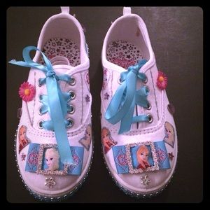 Disney Frozen Embellished Toddlers Canvas Sneakers