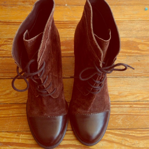 Size 9.5 Franco Sarto boots in suede and leather.