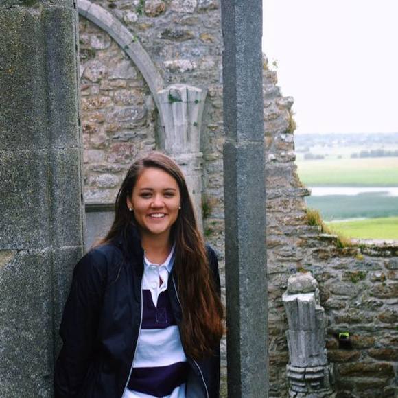 Meet your Posher, Michaela