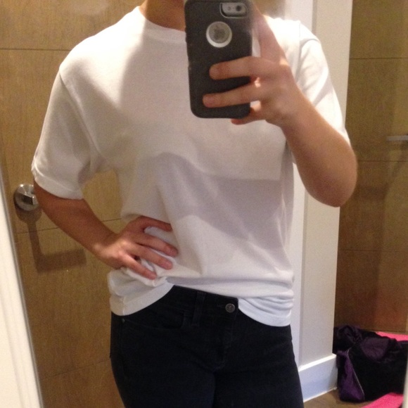 UNIQLO Tops - Uniqlo White Tee