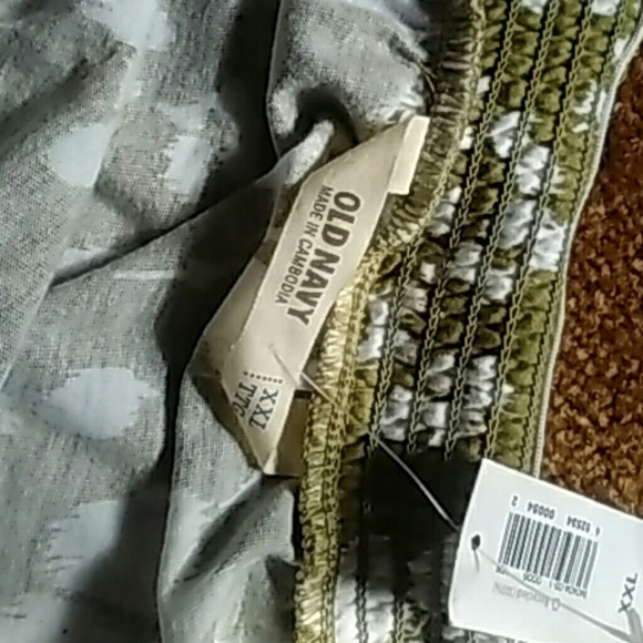 Bnwt Old Navy h as halter top - Picture 2 of 2