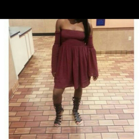 Dress - Picture 1 of 1